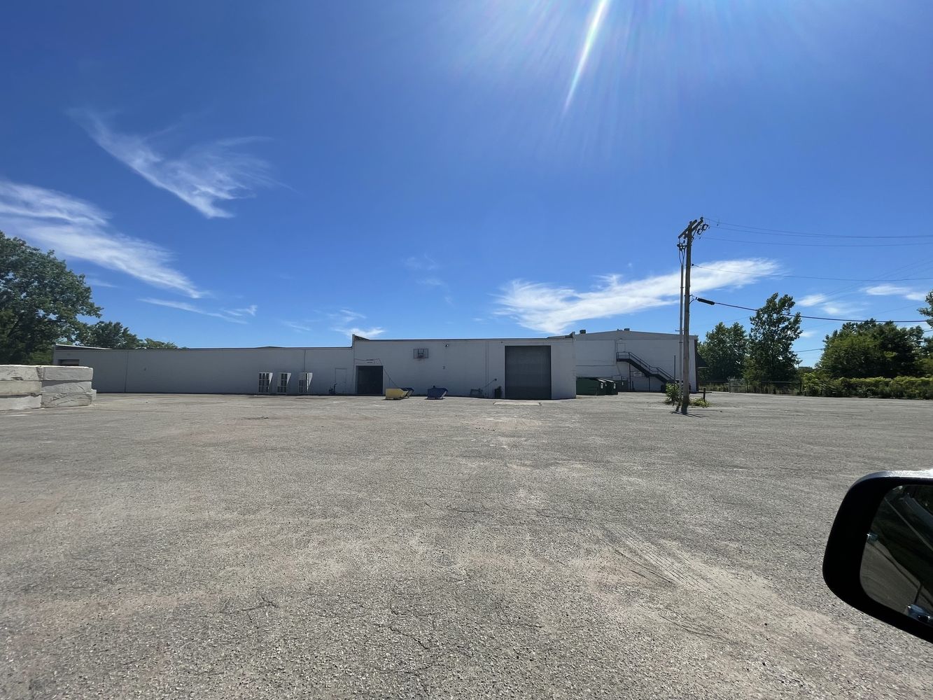 Stoller Building: 909-929 N. Coliseum Boulevard, Fort Wayne, IN 46805